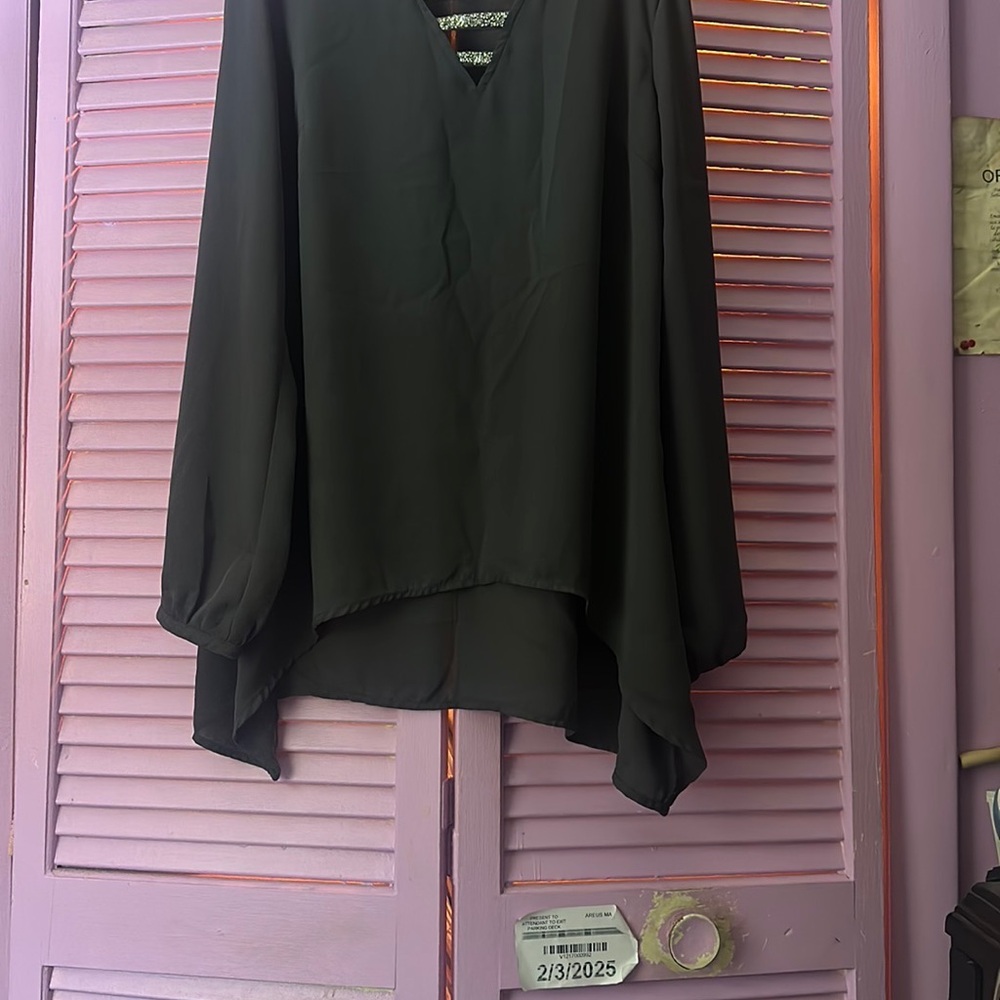 Juicy Couture Green Asymmetrical Long Sleeve Blouse